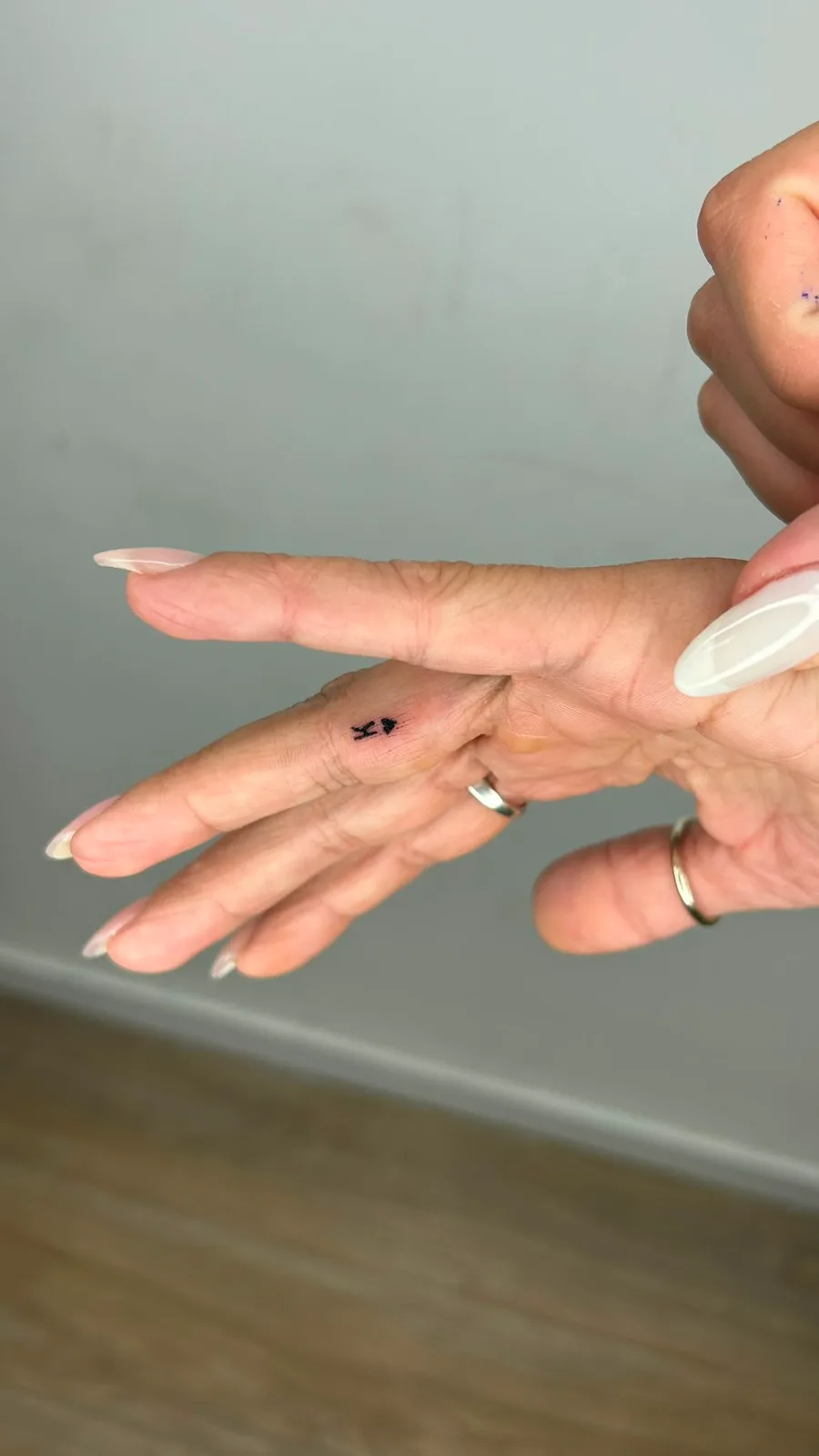 קעקוע Fine Line עדין בקו דק — עבודה 18